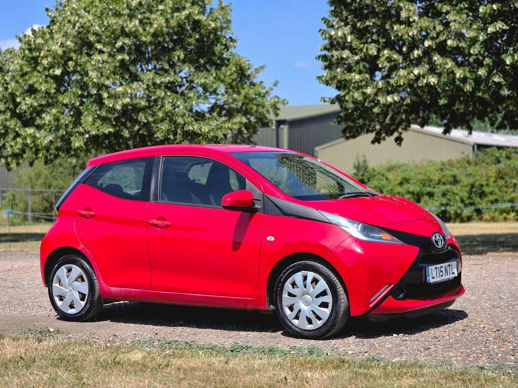 Toyota Aygo 1.0 Vvt-i X-play X-shift Euro 5 Euro 5 Red #3