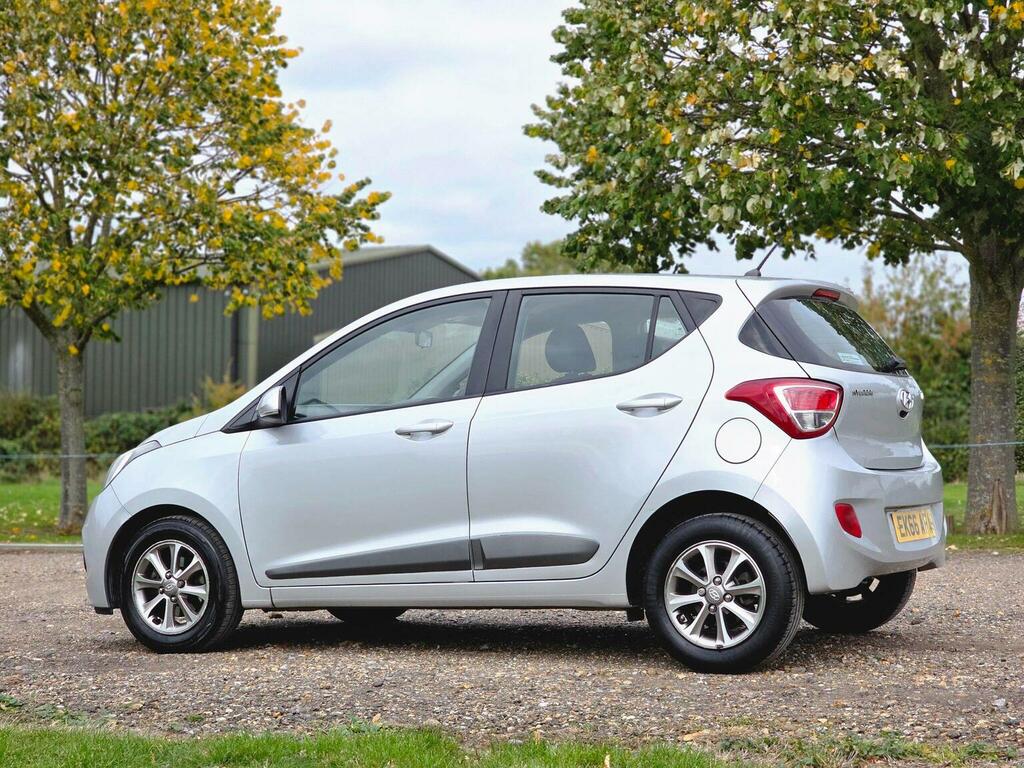 Hyundai I10 Premium Blue #11