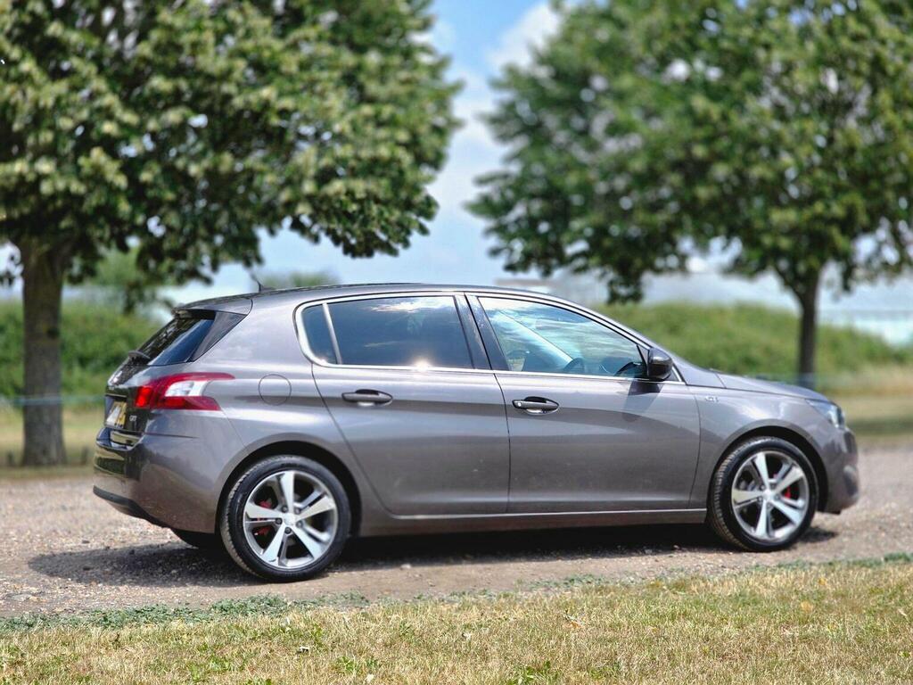 Peugeot 308 Active Red #7