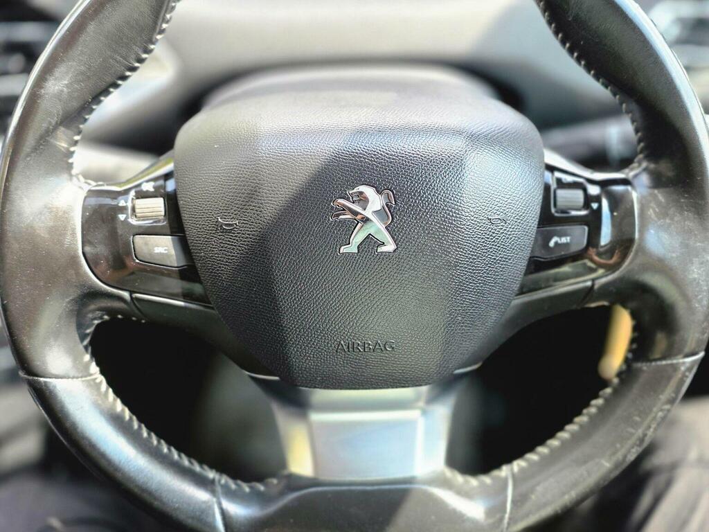 Peugeot 308 Active Red #46