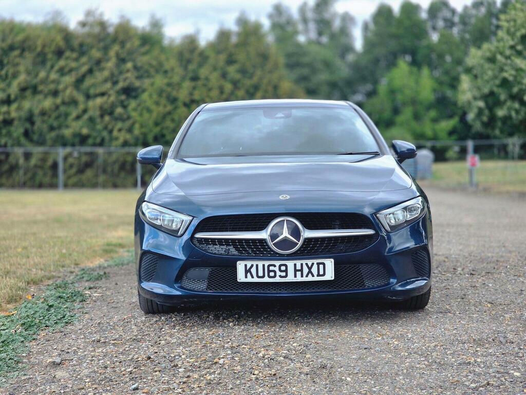 Mercedes-Benz A Class 1.3 A200 Sport 7G-dct Euro 6 Ss KU69HXD Blue #2