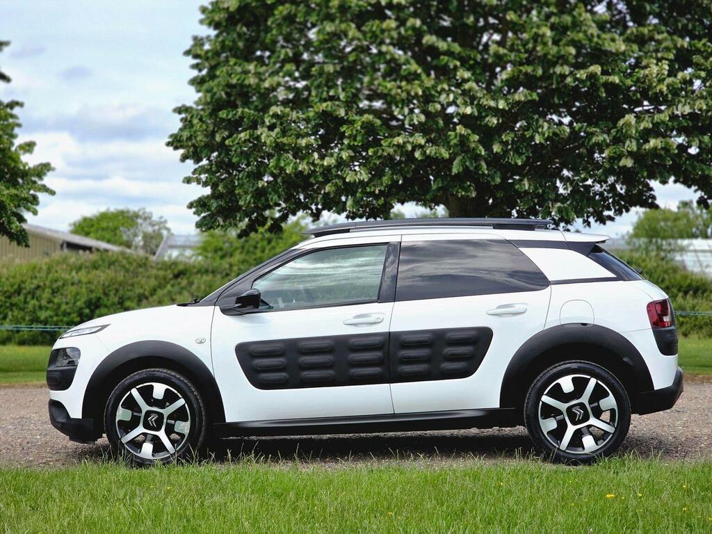Citroen C4 Cactus 1.2 Puretech 82 Flair Black #11