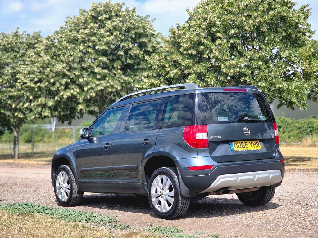 Skoda Yeti 1.2 Tsi Monte Red #10