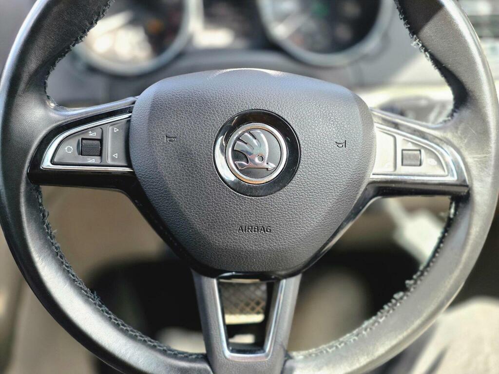 Skoda Yeti 1.2 Tsi Monte Red #38
