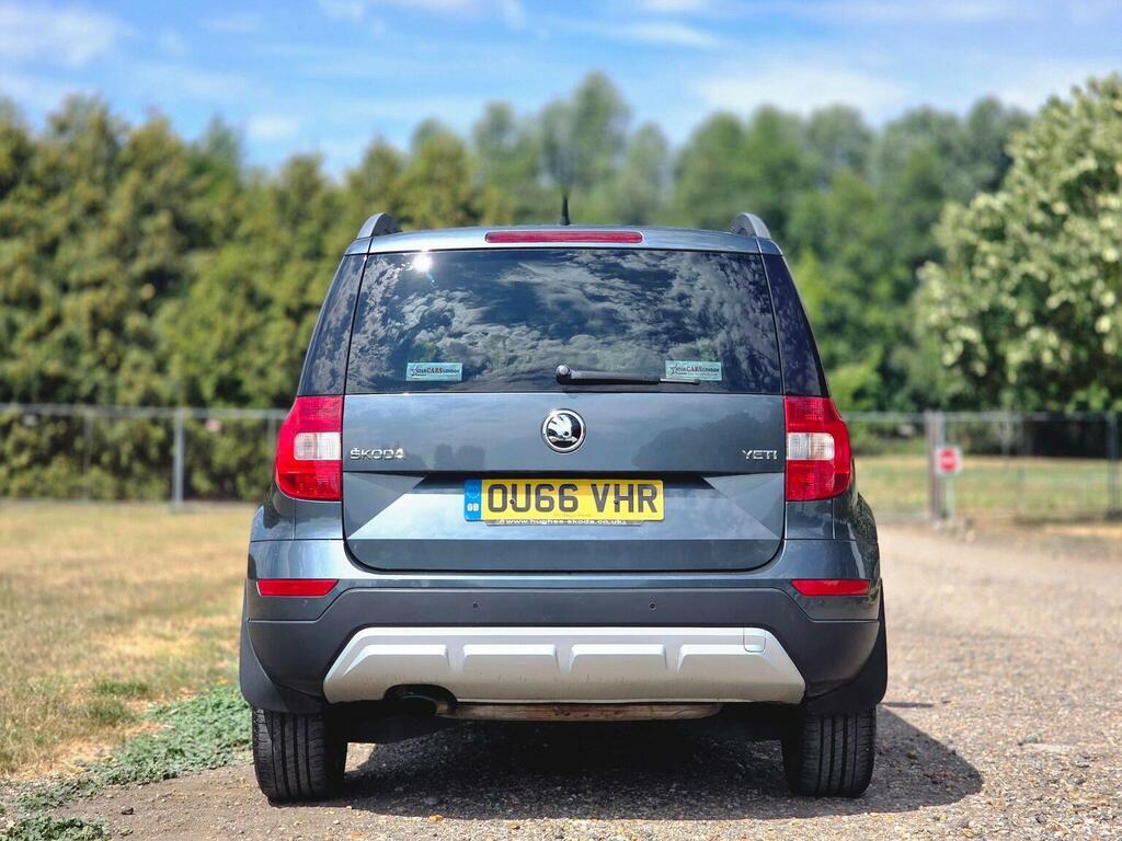 Skoda Yeti 1.2 Tsi Monte Red #8