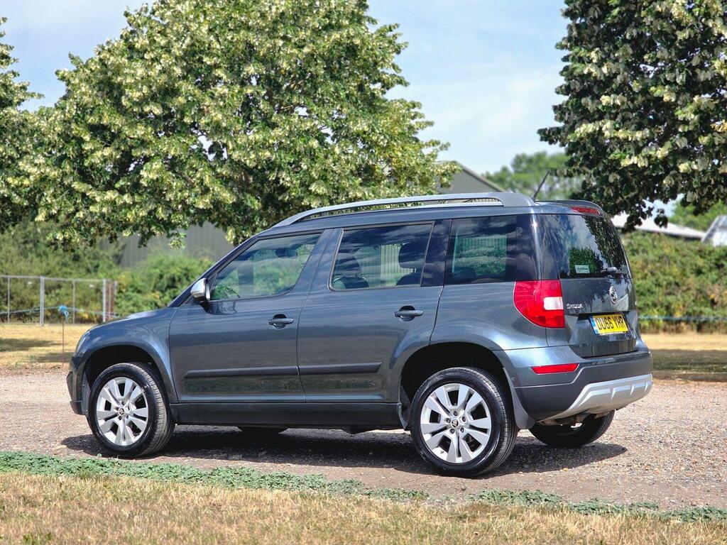 Skoda Yeti 1.2 Tsi Monte Red #11