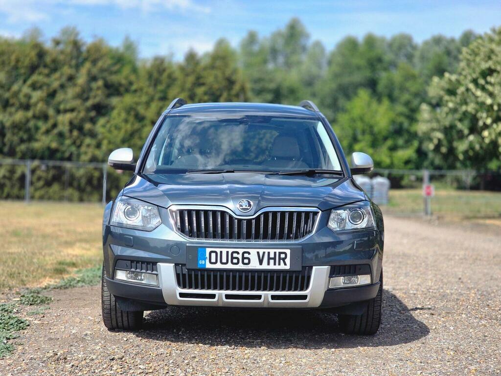 Skoda Yeti 1.2 Tsi Monte Red #16