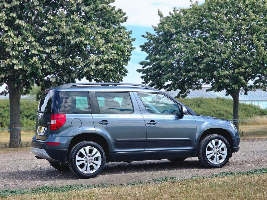 Skoda Yeti 1.2 Tsi Se L Outdoor Dsg Euro 6 Ss Grey #4