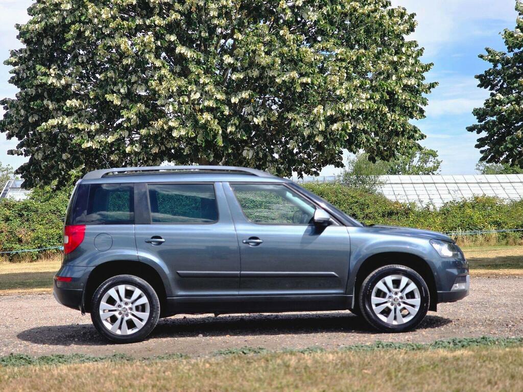 Skoda Yeti 1.2 Tsi Se L Outdoor Dsg Euro 6 Ss Grey #3