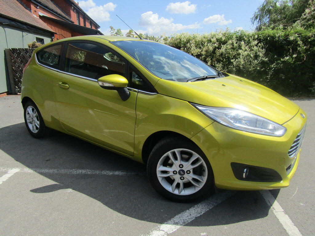 Ford Fiesta Fiesta Zetec MM15VGX Yellow