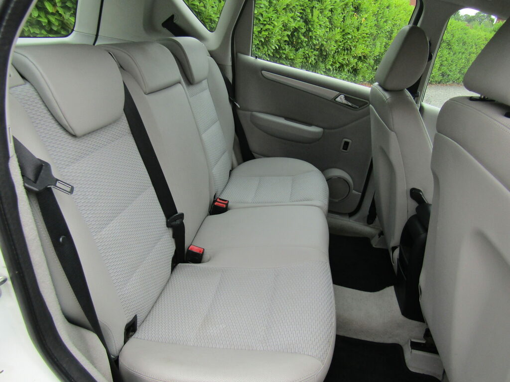Mercedes-Benz A Class 1.5 Blueefficiency Avantgarde Se Grey #11