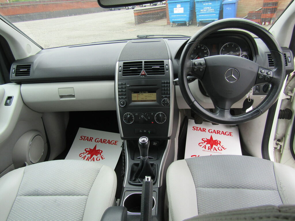 Mercedes-Benz A Class 1.5 Blueefficiency Avantgarde Se Grey #13