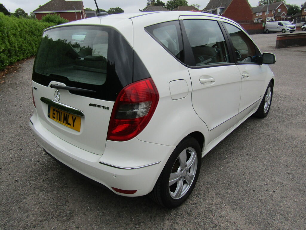 Mercedes-Benz A Class 1.5 Blueefficiency Avantgarde Se Grey #7
