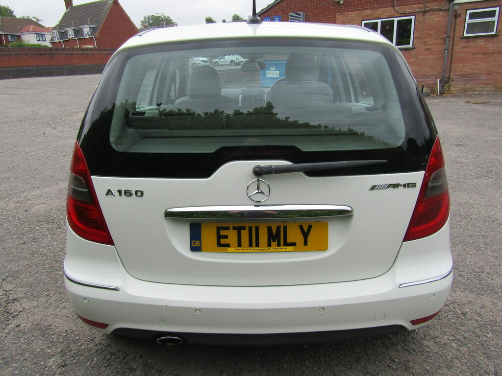 Mercedes-Benz A Class 1.5 Blueefficiency Avantgarde Se Grey #6