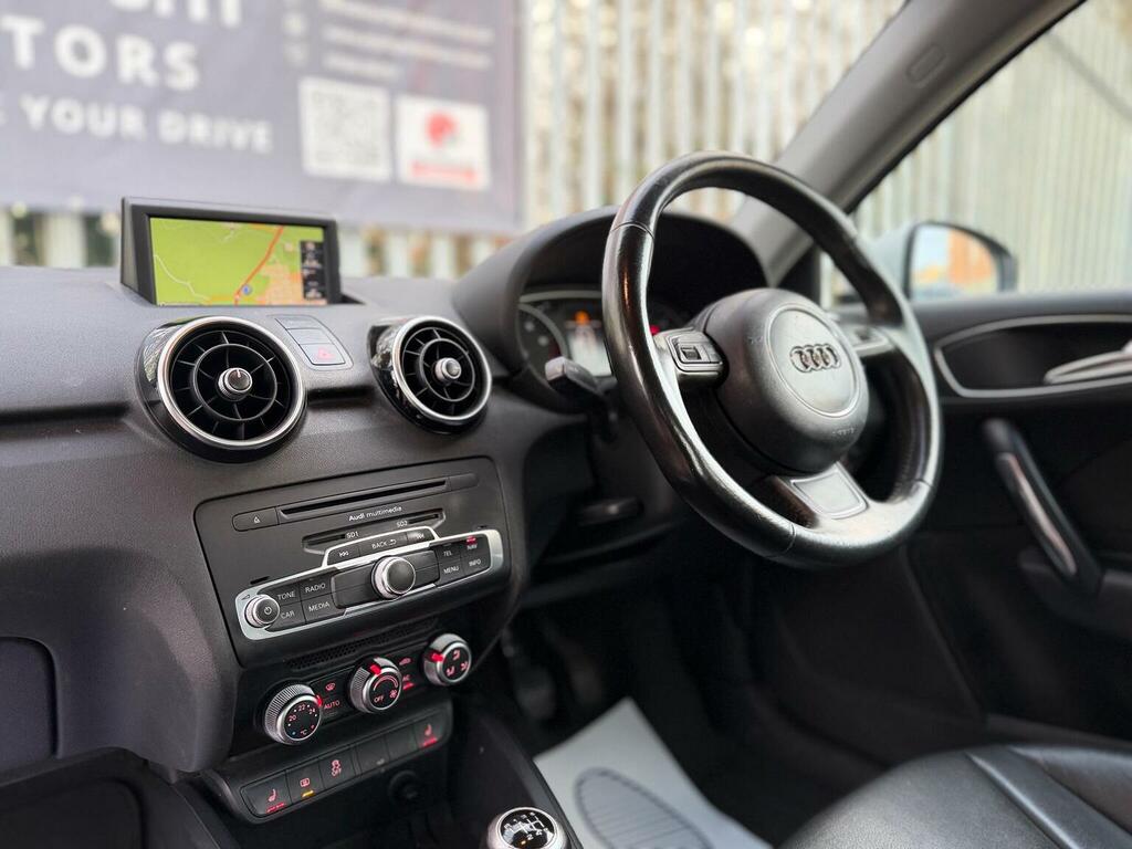 Audi A1 1.4 Tfsi Sport Euro 5 Ss OY12WKF Silver #2