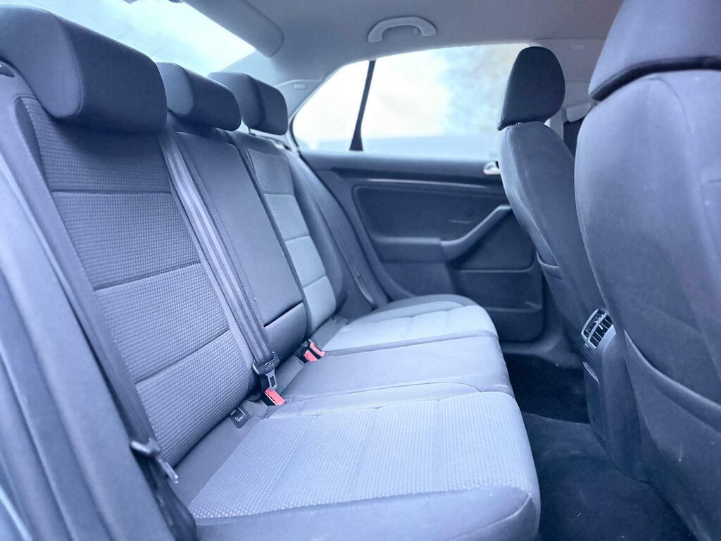 Volkswagen Jetta Jetta S Tdi Silver #32