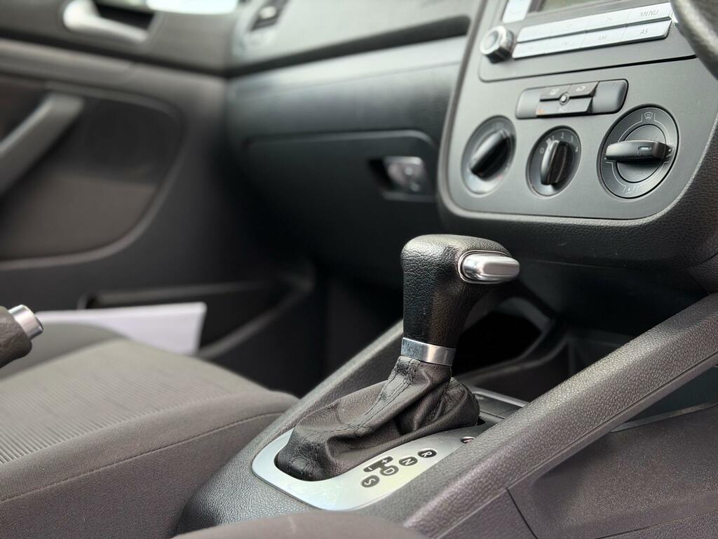 Volkswagen Golf 1.6 Fsi S Silver #3