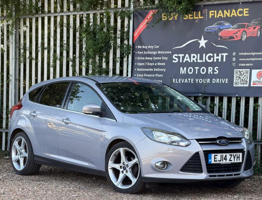 Ford Focus 1.0T Ecoboost Titanium Navigator Euro 5 Ss Silver