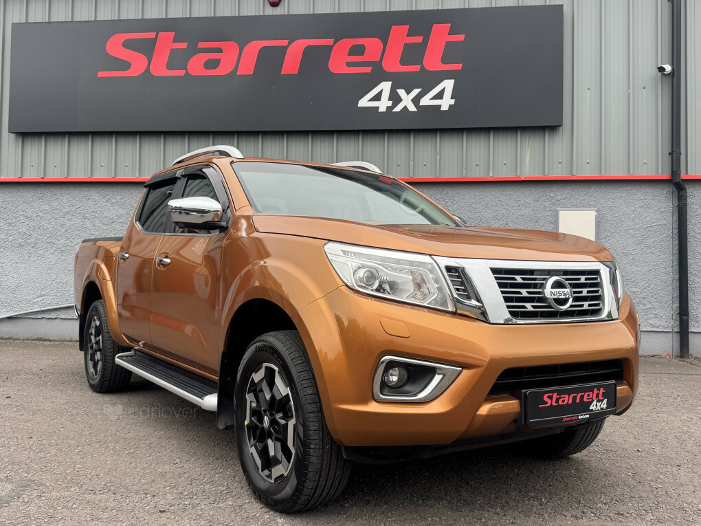 Nissan Navara Tekna Yellow