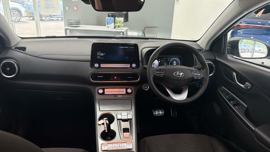 Hyundai Kona 64Kwh Premium 10.5Kw Charger HT23RNZ Grey #4