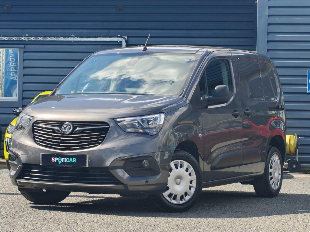 Vauxhall Combo 1.5 Turbo D 2300 Sportive L1 H1 Euro 6 Grey #3