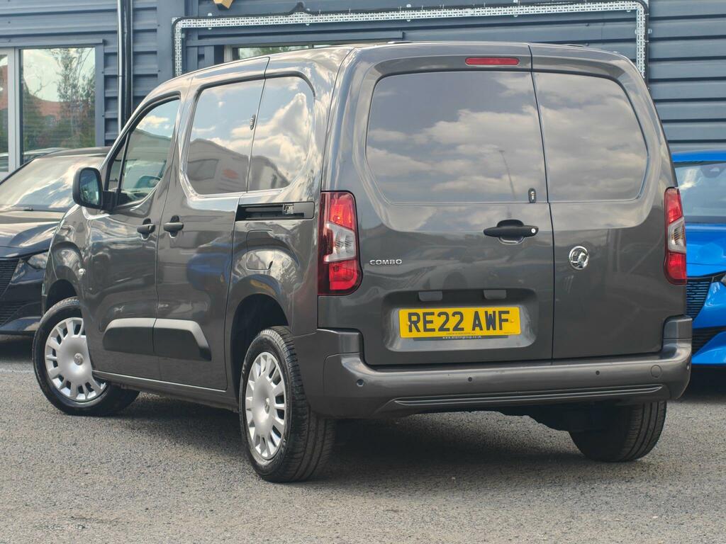 Vauxhall Combo 1.5 Turbo D 2300 Sportive L1 H1 Euro 6 Grey #5