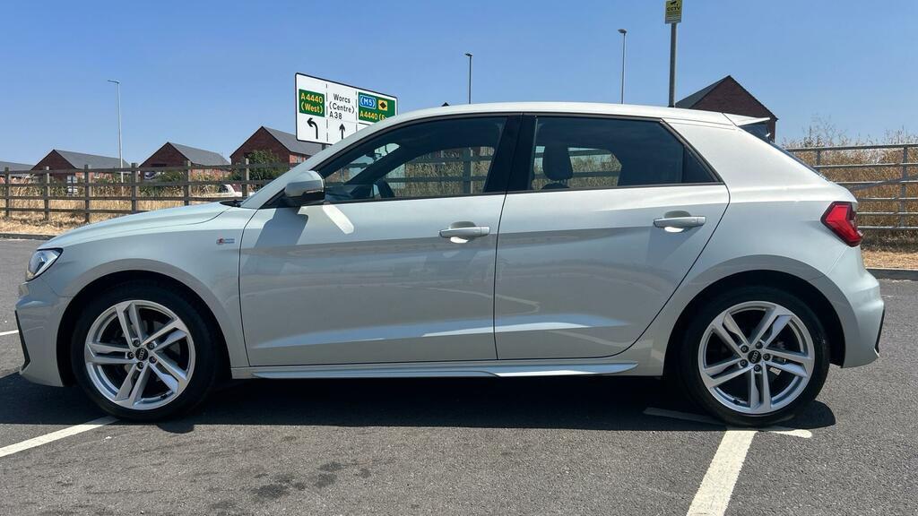 Audi A1 1.0 Tfsi 30 S Line Sportback Euro 6 Ss LV23PUO Silver #6