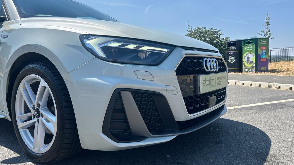 Audi A1 1.0 Tfsi 30 S Line Sportback Euro 6 Ss LV23PUO Silver #5
