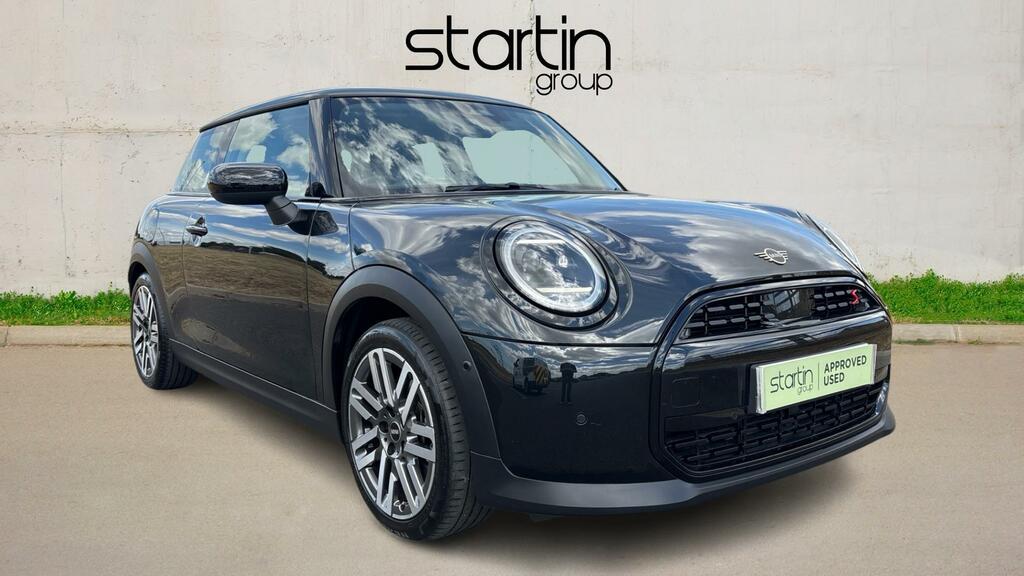 Mini Hatch 2.0S Classic Steptronic Euro 6 Ss VK24ENW Black