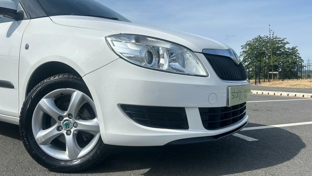 Skoda Fabia 1.4 Mpi Se Euro 5 White #5