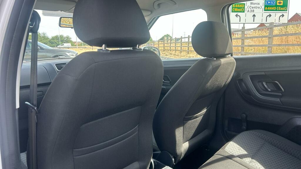 Skoda Fabia 2012 1.2 Tdi Greenline II Estate White #18