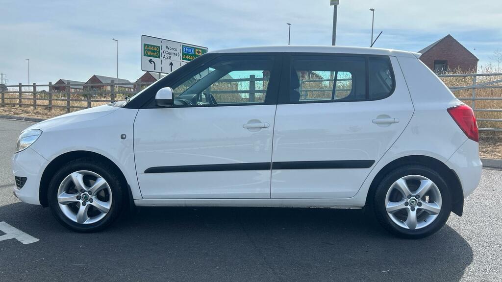 Skoda Fabia 2012 1.2 Tdi Greenline II Estate White #7
