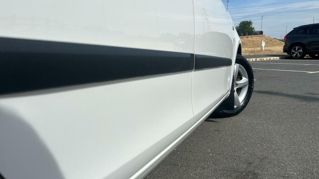 Skoda Fabia 2012 1.2 Tdi Greenline II Estate White #48