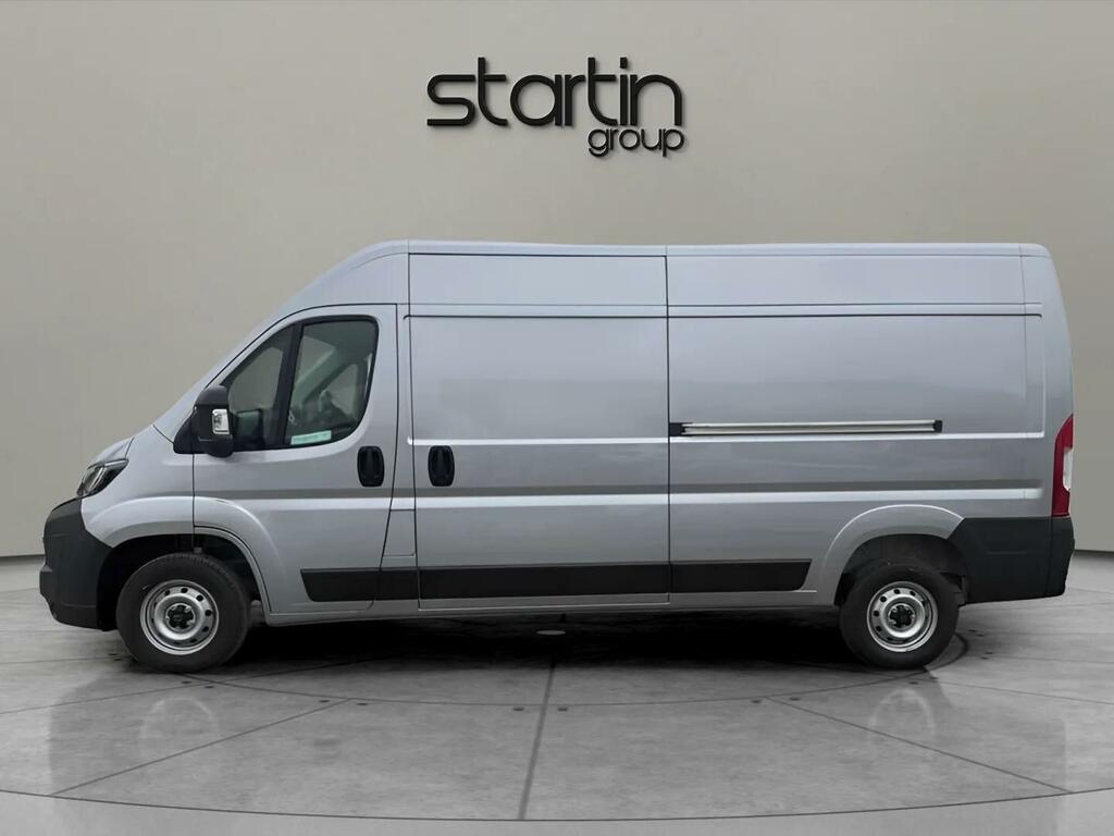 Peugeot Boxer 2.2 Bluehdi 335 Professional Panel Van Grey #4