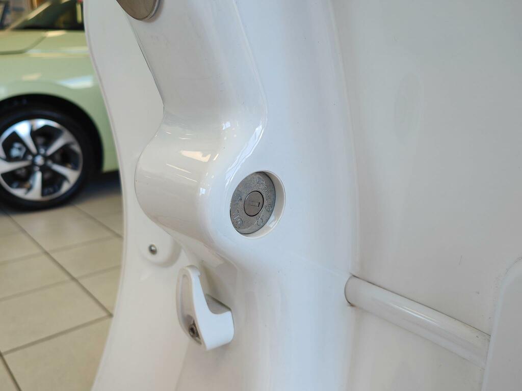 Suzuki Manual Blue #15