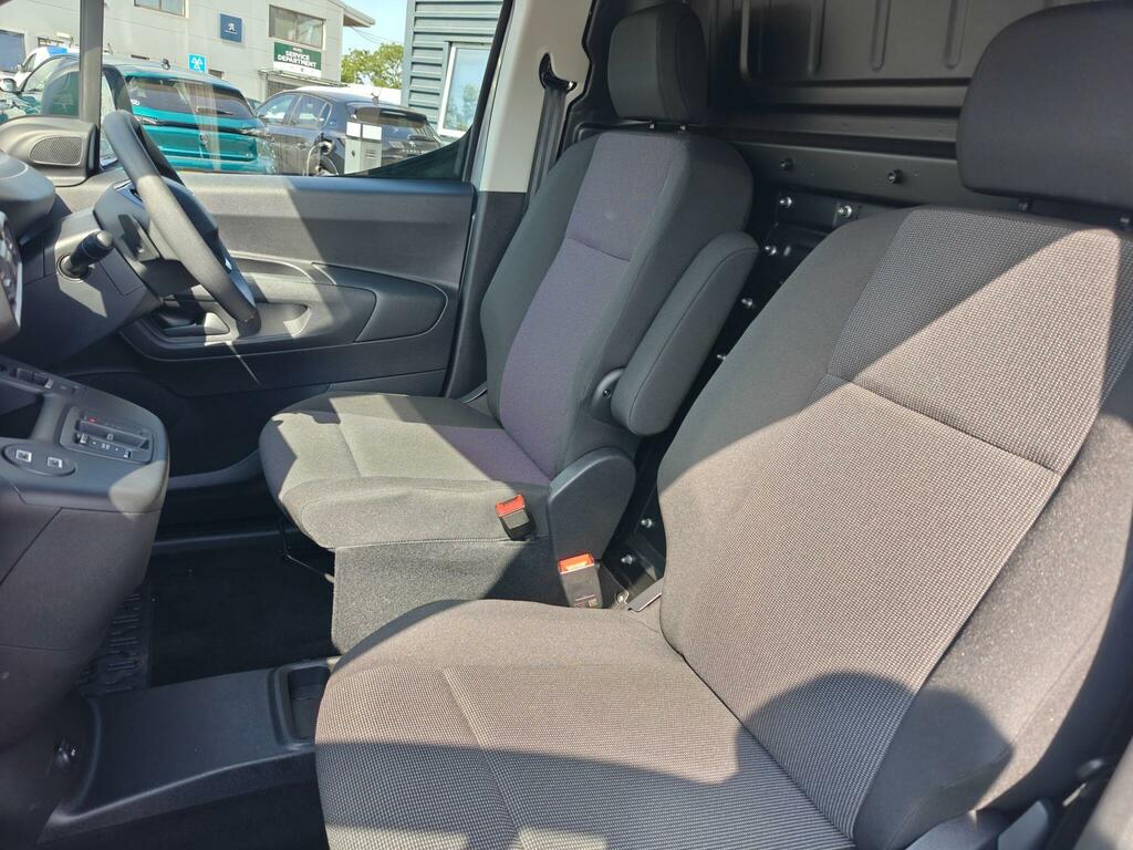 Peugeot E-Partner 750 52Kwh Asphalt Long Panel Van 6Dr #16