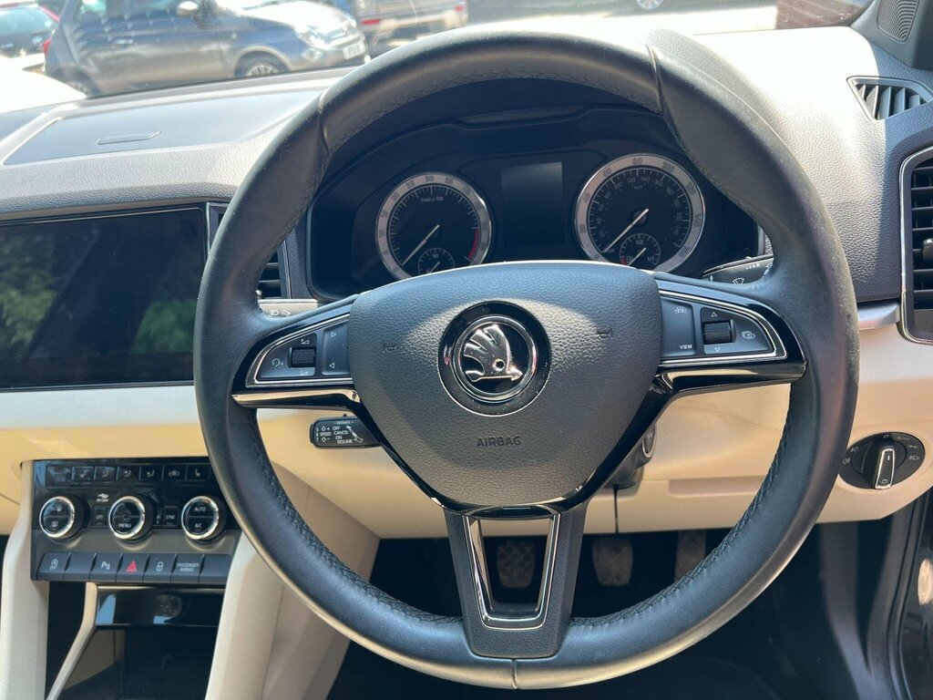 Skoda Karoq 2.0 Tdi Sportline 4Wd Euro 6 Ss Red #35