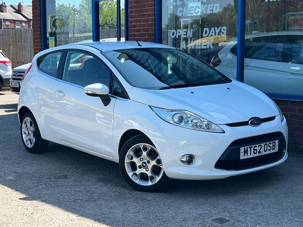 Ford Fiesta 1.25 Zetec Euro 5 White