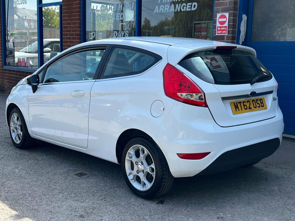 Ford Fiesta 1.25 Zetec Euro 5 White #4
