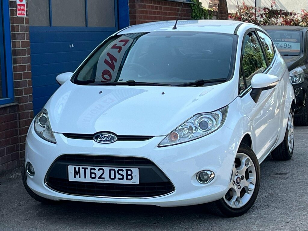 Ford Fiesta 1.25 Zetec Euro 5 White