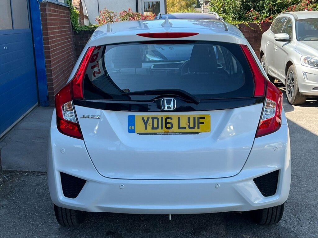 Honda Jazz 1.3 I-vtec Se Navi Euro 6 Ss White #3