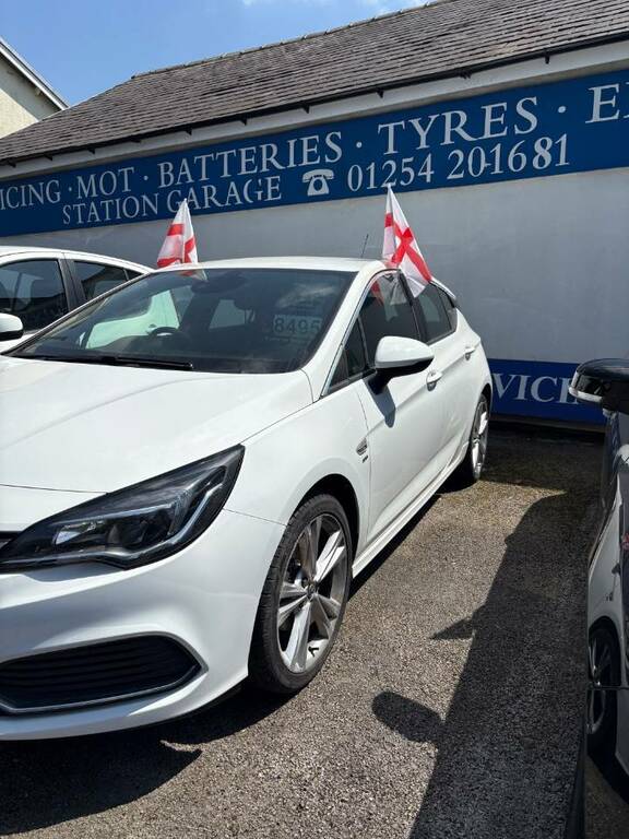 Vauxhall Astra 1.4T 16V 150 Sri Vx-line Nav - 2019 69 VO69YJF White #5