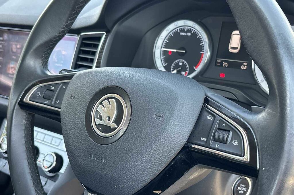 Skoda Kodiaq 1.5 Tsi Act Se Suv Dsg White #15