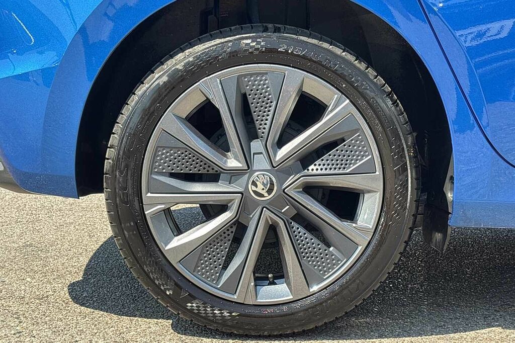 Skoda Fabia 1.0 Tsi Colour Edition Blue #5