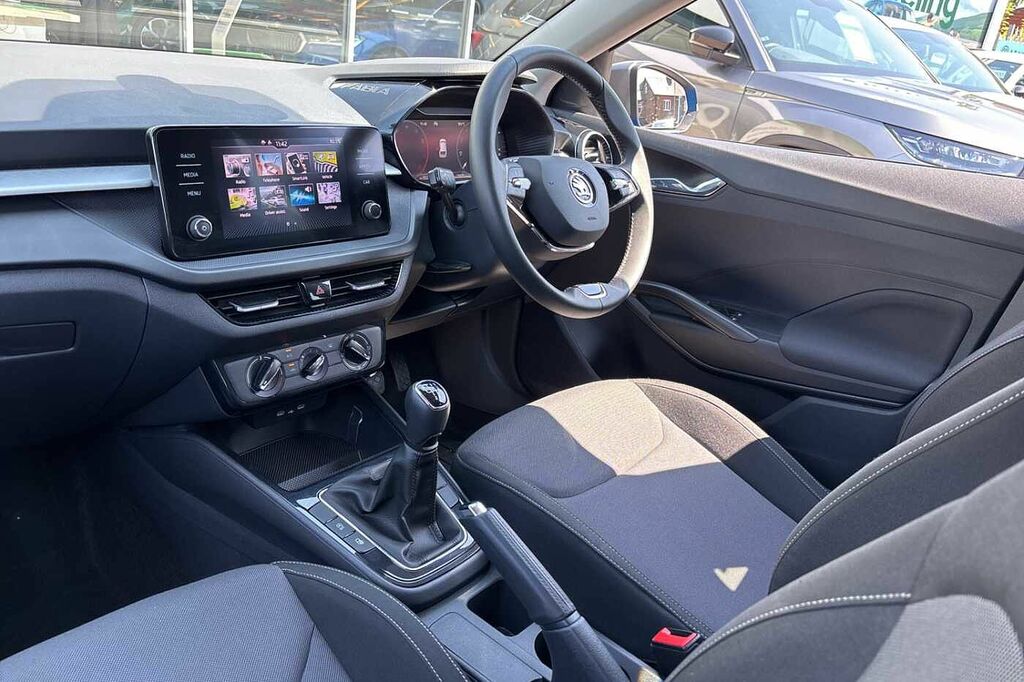 Skoda Fabia 1.0 Tsi Colour Edition Blue #2