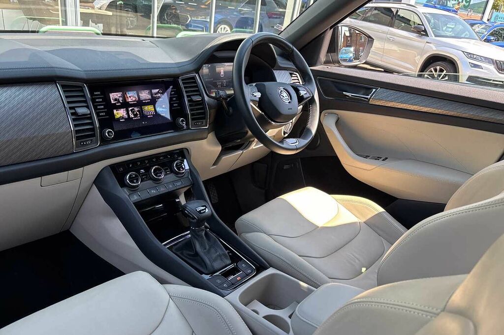 Skoda Kodiaq 2.0 Tsi 190 Se L Executive 4X4 Dsg 7 Seat Black #2