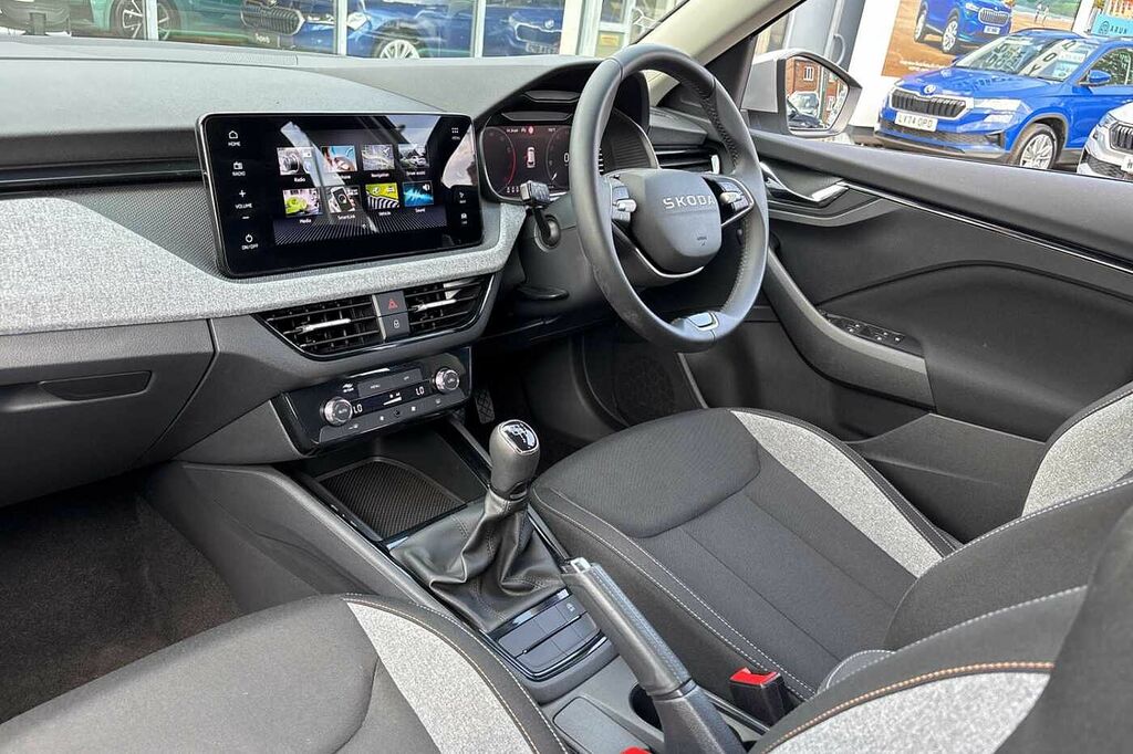 Skoda Kamiq 1.0 Tsi 95 Se Edition GK75KFJ Silver #2
