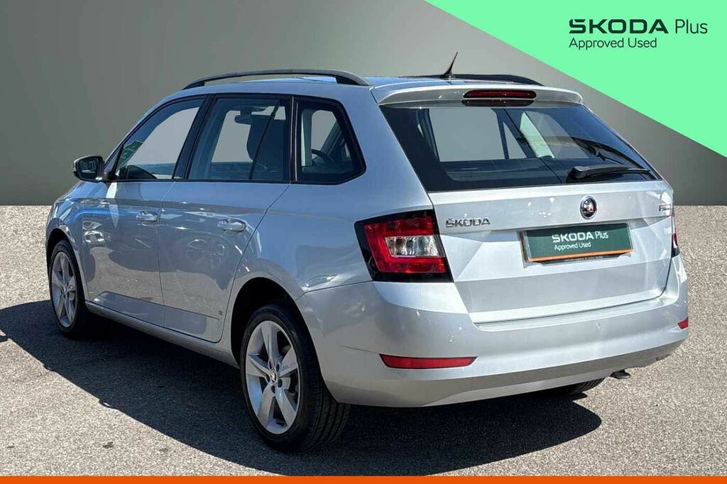 Skoda Fabia 1.0 Tsi 110 Se L Dsg Silver #3