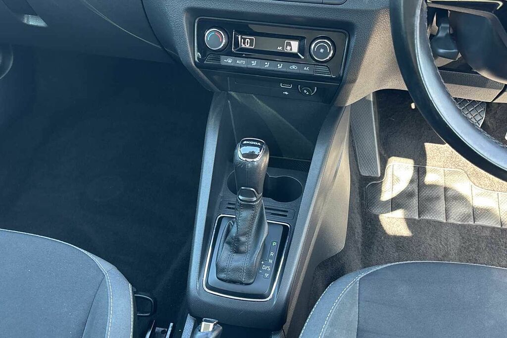 Skoda Fabia 1.0 Mpi 75 Se Blue #8