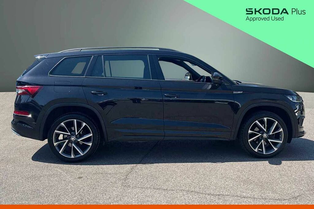 Skoda Kodiaq 1.5 Tsi Sport Line Dsg 7 Seat Black #4